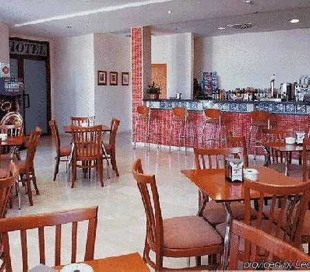 Hotel Tocina Business 3*
