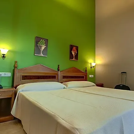 Hotel Tocina Business 3*
