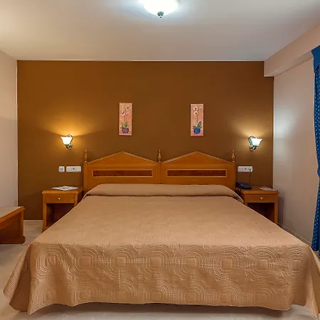 Tocina Business Hotel